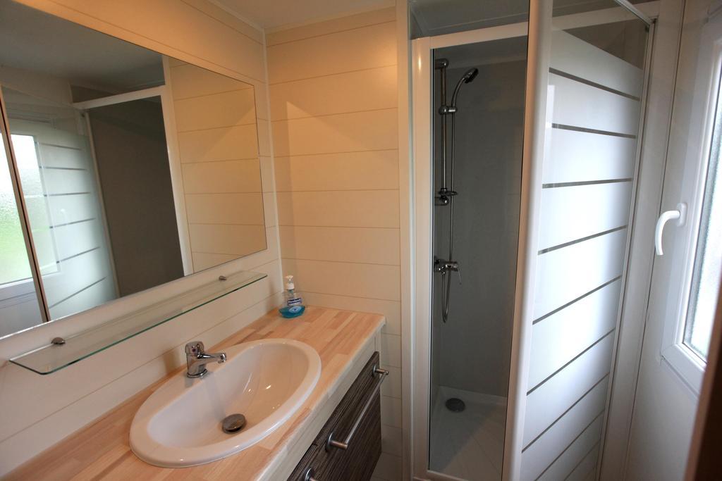 Camping Oase Praha Hotel Zlatniky  Room photo
