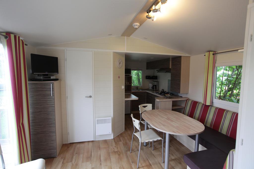 Camping Oase Praha Hotel Zlatniky  Room photo