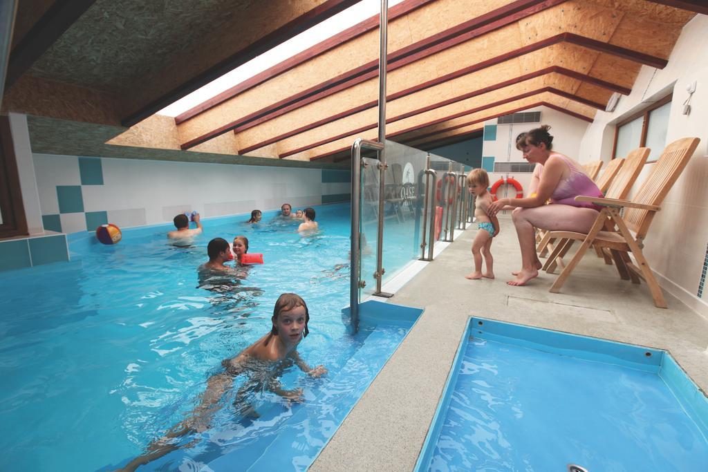 Camping Oase Praha Hotel Zlatniky  Exterior photo